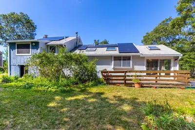 8 Laura Lane, Bourne MA — view 3