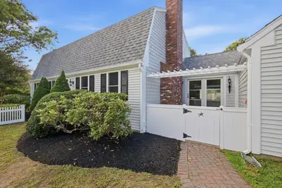 3 Thoreau Drive, Barnstable MA — view 3