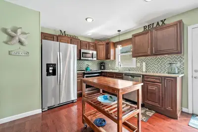 66 Sheaffer Road, Barnstable MA — view 5