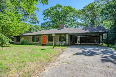 62 Hillside Drive