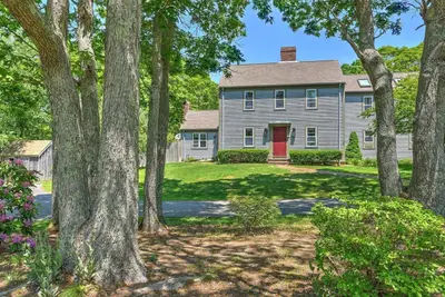 11 Cardinal Road