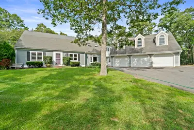 184 Wakeby Road, Barnstable MA — view 2