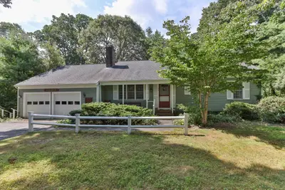 33 Ellis Circle, Yarmouth MA — view 2