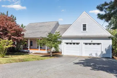 82 Nottingham Drive