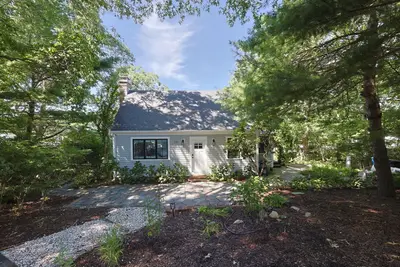29 Childs River Road, Falmouth MA — view 3