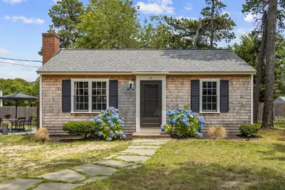 10 Manning Road, Dennis MA — view 2