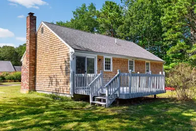 39 Kerrywood Drive, Falmouth MA — view 2