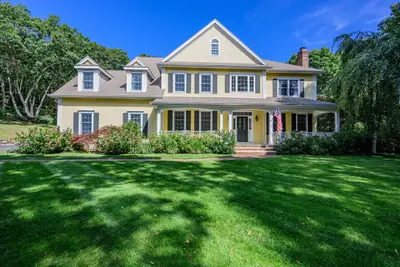 2 Jillson Way