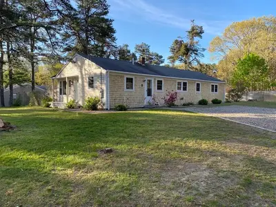 14 Andersen Avenue