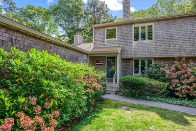 94 Forest Glade, Unit 142