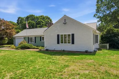 11 Kit Carson Way, Yarmouth MA — view 3