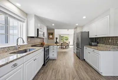 18 Pleasant Wood Drive, Sandwich MA — view 3