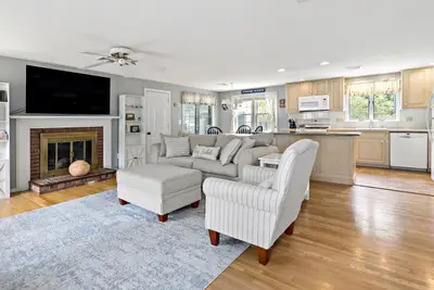 348 Prince Hinckley Road, Barnstable MA — view 4