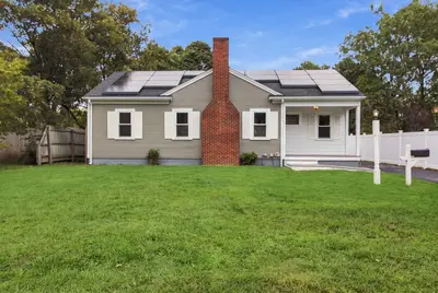18 Murphy Road, Barnstable MA — view 2