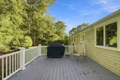 402 Prince Hinckley Road, Barnstable MA — view 4