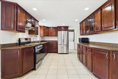 42 Hazelmoor Road, Yarmouth MA — view 5