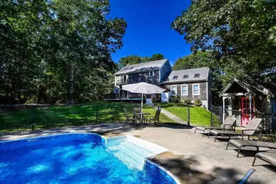 35 Bursley Path, Barnstable MA — view 4
