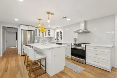 21 Hazelmoor Road, Yarmouth MA — view 5