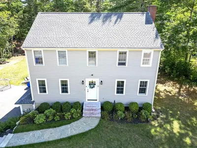 21 Chamber Rock Road