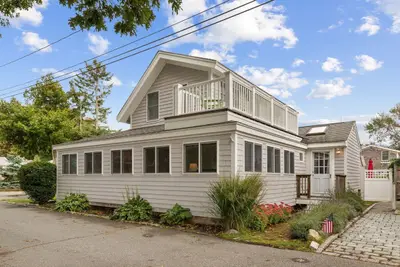 25 Ocean Avenue, Harwich MA — view 3