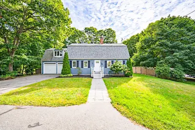 451 County Road, Bourne MA — view 2