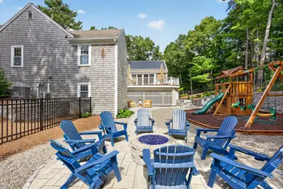 4 Wolf Hill Road, Sandwich MA — view 2