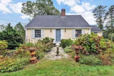 8 Midway Road, Bourne MA — view 2