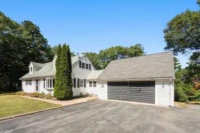 46 Wayne Road, Bourne MA — view 3