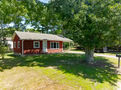 16 Hartwell