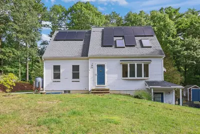 9 Beachwood Drive, Bourne MA — view 3