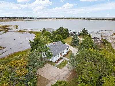 184 South Sea Avenue, Unit 9, Yarmouth MA