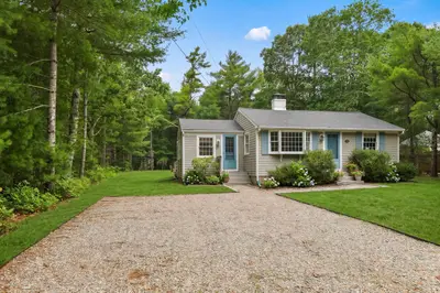 236 Poponessett Road, Barnstable MA