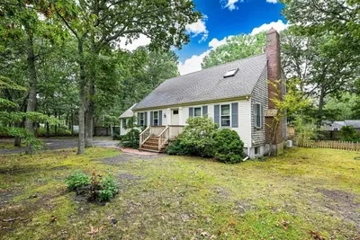 6 Elizabeth Lane, Yarmouth MA — view 4