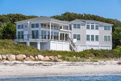 114 Quaker Road, Falmouth MA
