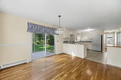14 Jeannes, Sandwich MA — view 5