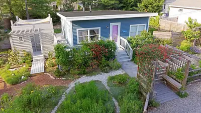 10 Atwater Drive
