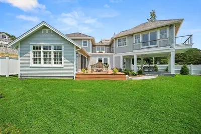 33 Oyster Place Road, Barnstable MA — view 3
