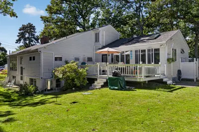 15 Atkinson Road, Falmouth MA — view 2