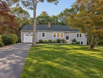 562 Mariner Circle, Barnstable MA — view 2