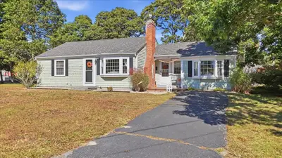 32 Scholl Avenue, Yarmouth MA — view 2