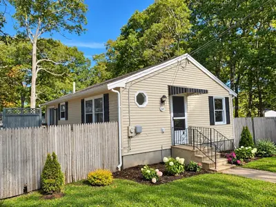 315 Winslow Gray Road, Yarmouth MA — view 2