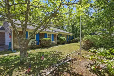 304 Round Cove Road, Chatham MA — view 3