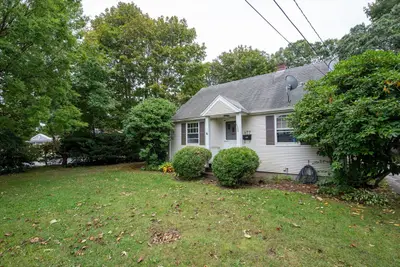 477 Teaticket Highway, Falmouth MA — view 4