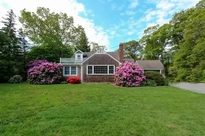 84 Main Street, Mashpee MA — view 3