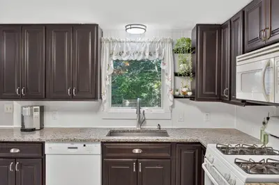 20 Frances Helen Road, Yarmouth MA — view 5