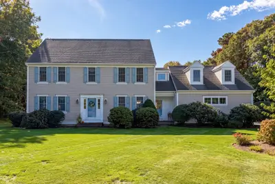 19 Alexander Drive, Yarmouth MA — view 2