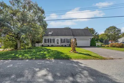 13 Nightingale Drive, Yarmouth MA — view 2