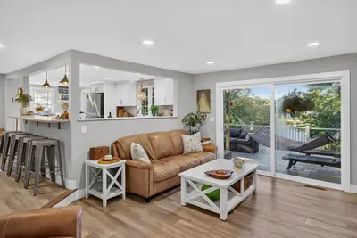 103 James Circle, Mashpee MA — view 4